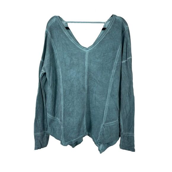 Maurices Green Casual Top Scooped V Neck Asymmetric Hem Long Sleeve Size Large - Picture 1 of 8